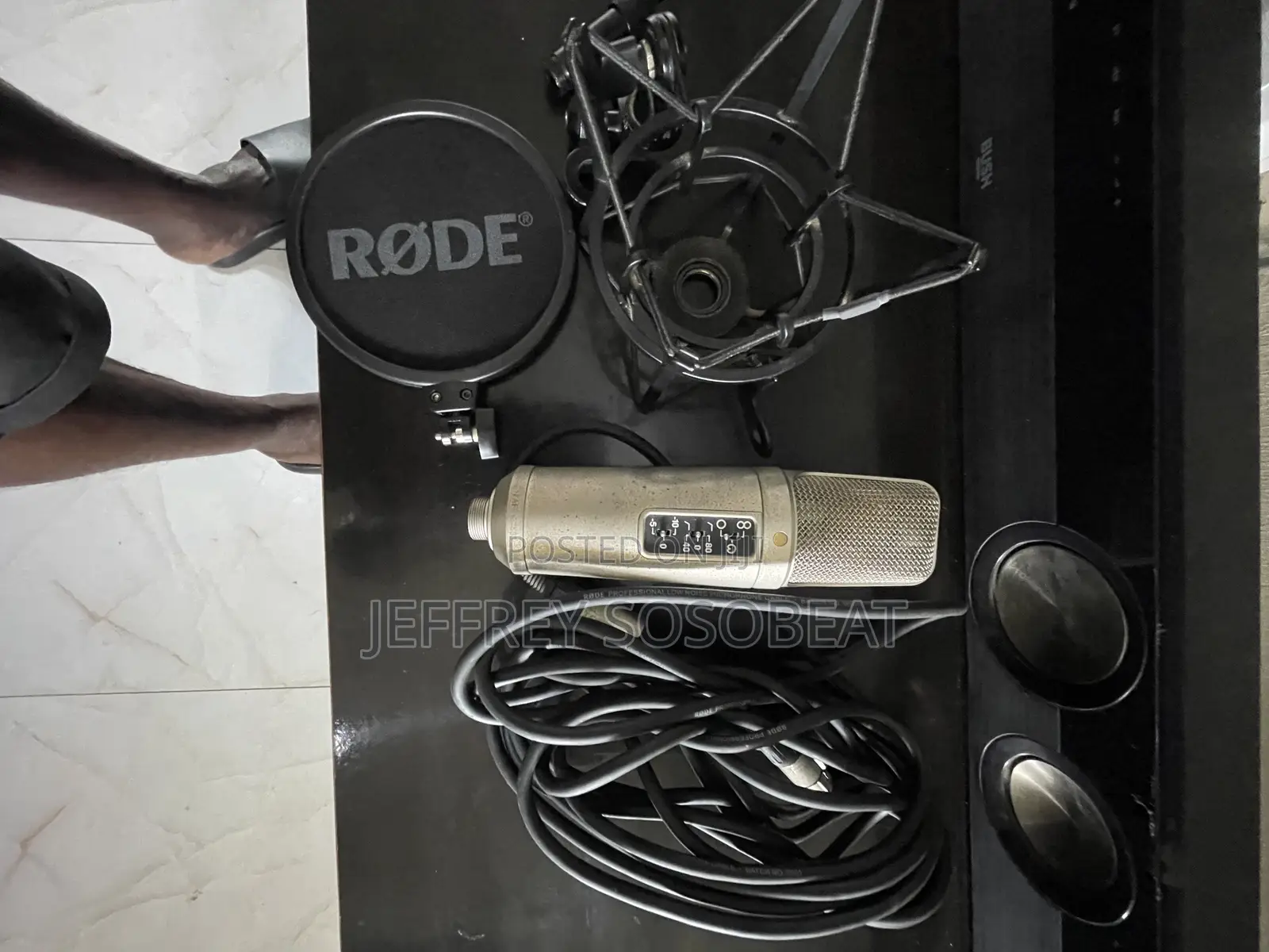 Open Box Rode Nt-2a Microphone Complete Set