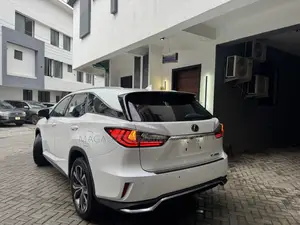 Lexus RX 350L Luxury AWD 2018 White