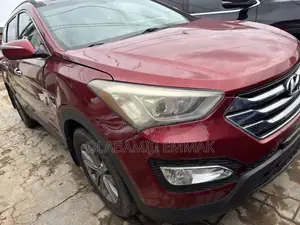 Hyundai Santa Fe Sport 2013 Maroon
