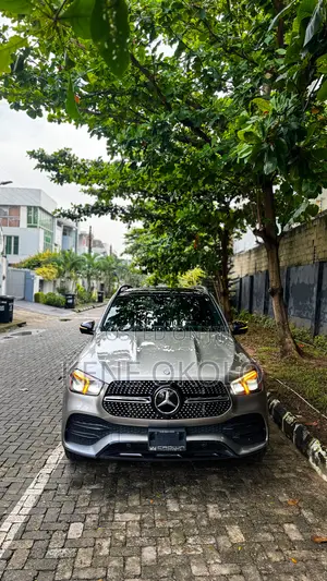 Mercedes-Benz GLE-Class GLE 450 4MATIC 2021 Gold