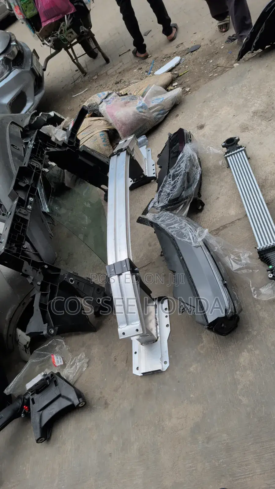 Front Bumper Aluminum Honda 2023 CRV