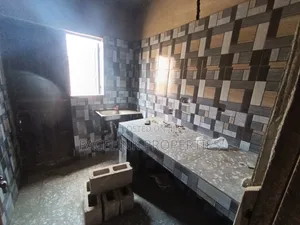 Mini Flat in Ayobo for rent
