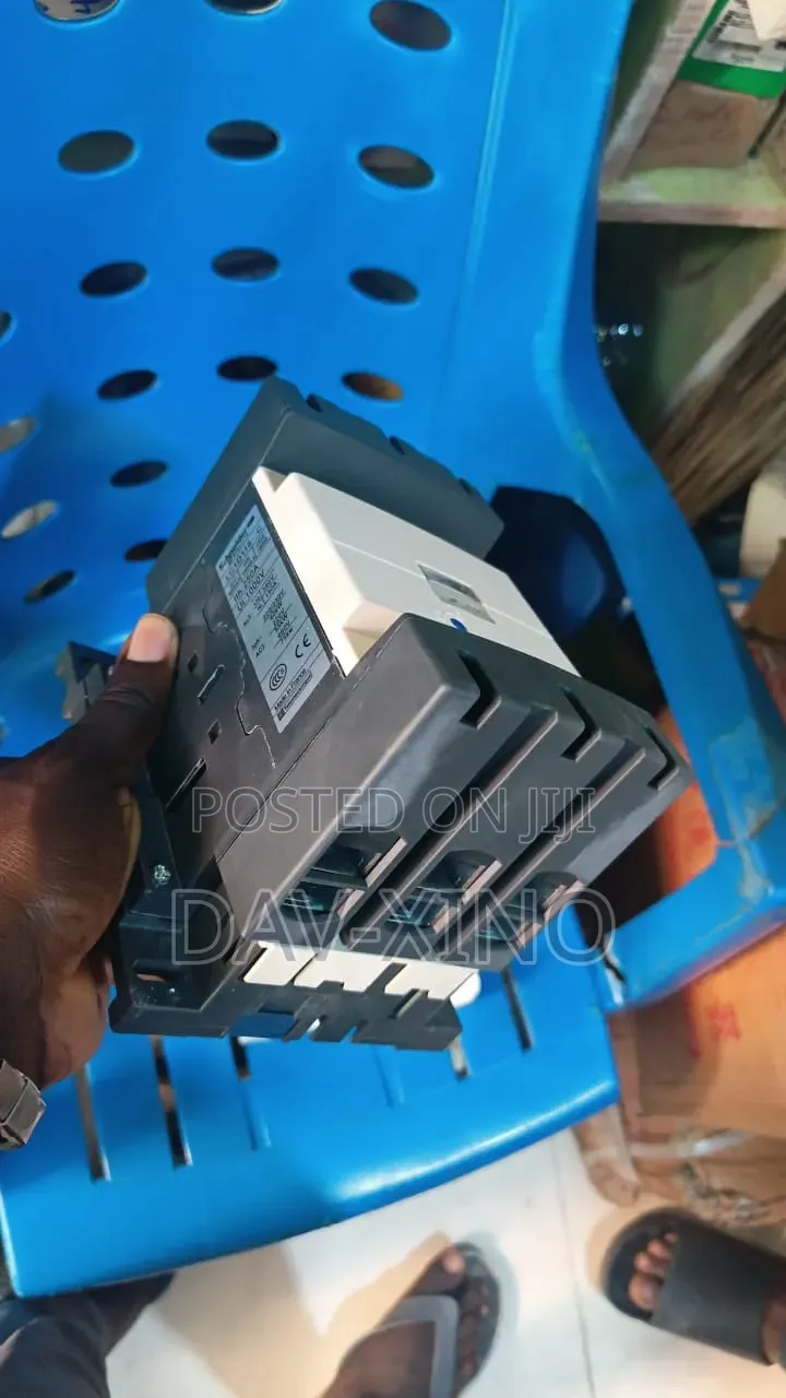 250amps Contactor 3pole Schneider