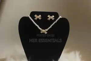 Elegant Pearl Bow Necklace Matching Earrings Jewelry Set for Women