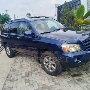 Toyota Highlander 2004 Blue