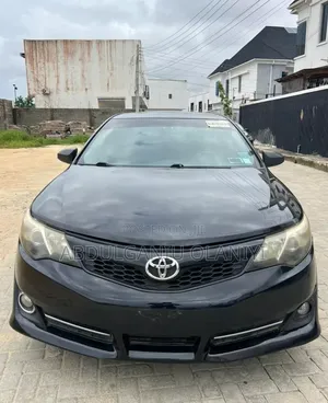 Toyota Camry Hybrid LE 2012 Black