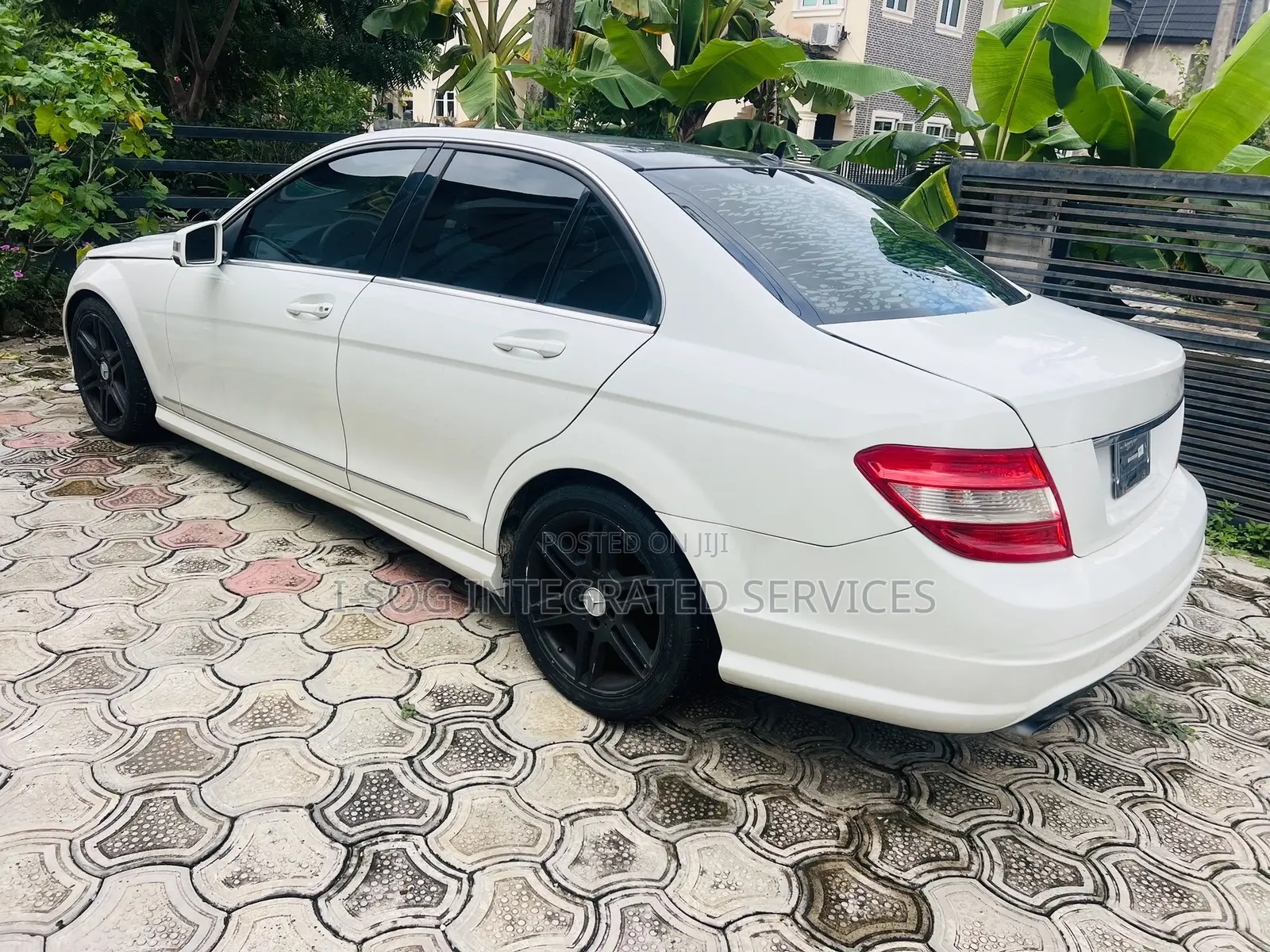 Mercedes-Benz C250 2010 White