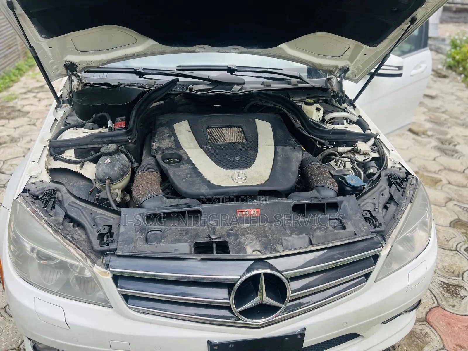 Mercedes-Benz C250 2010 White
