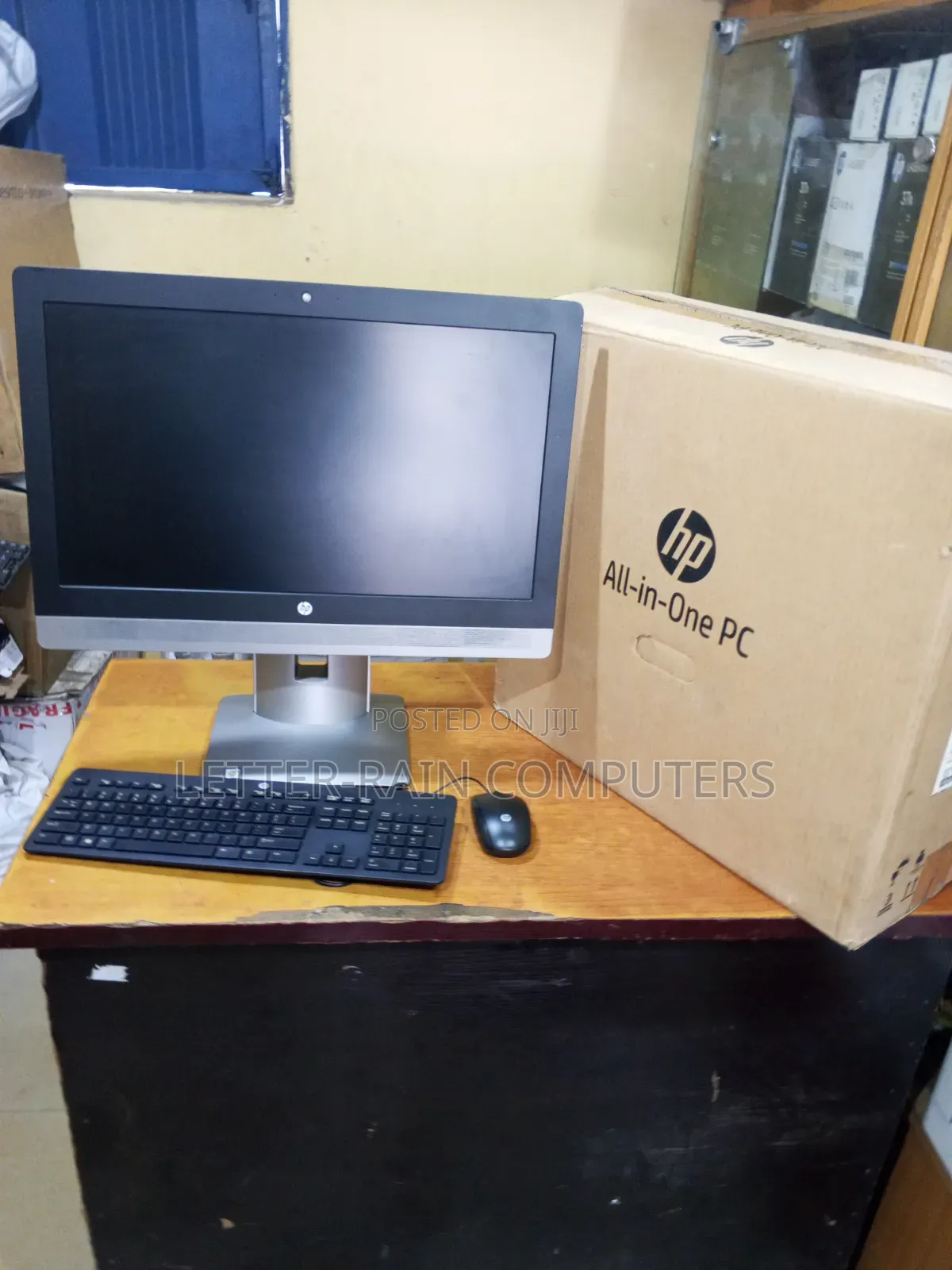 New Desktop Computer HP ProOne 400 G3 16GB Intel Core i7 SSD 512GB