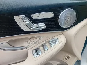 Mercedes-Benz GLC-Class 2017 Silver
