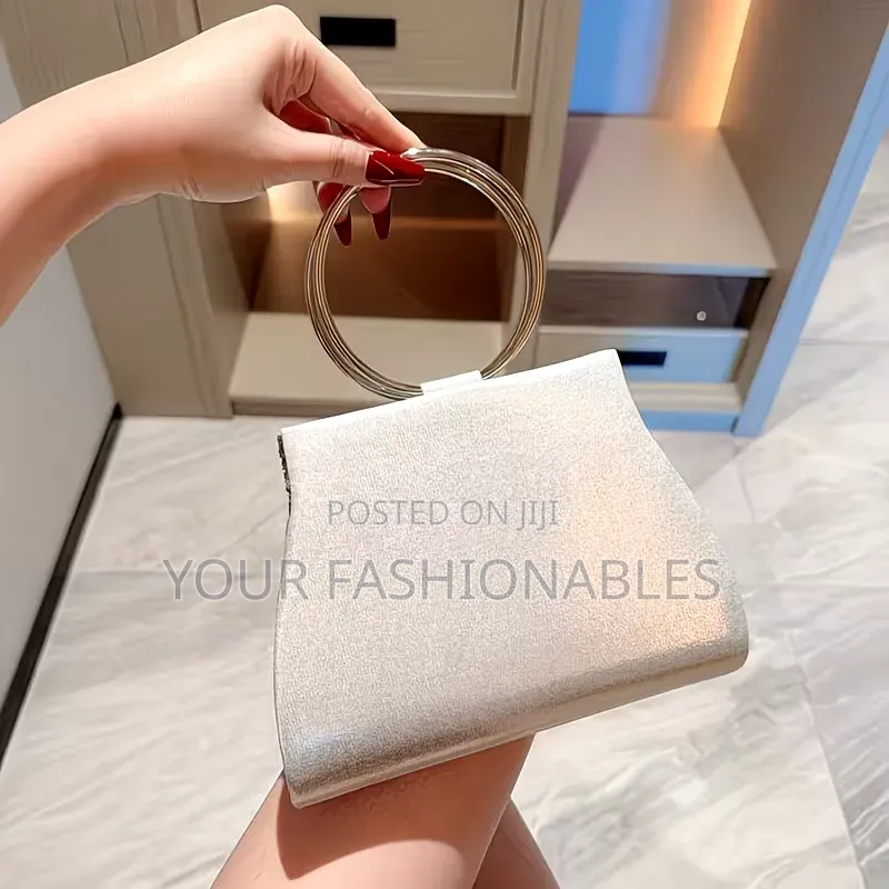 Glitter Silver Ball Handle Clutch Purse