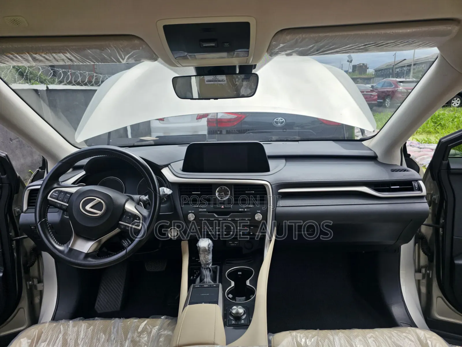 Lexus RX 2021 Gold