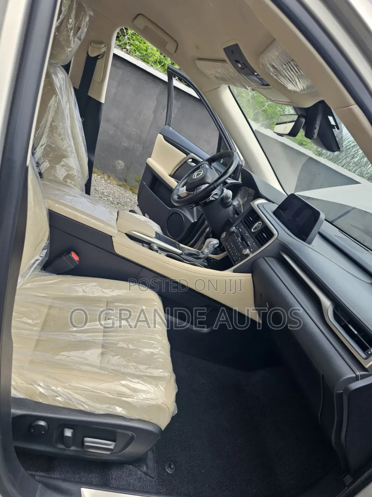 Lexus RX 2021 Gold