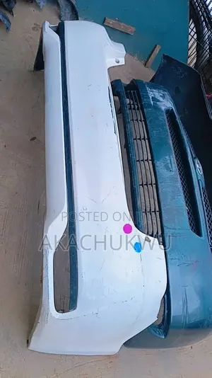 Front and Back Bumper Avansis 2015