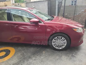 Lexus ES 2014 Red
