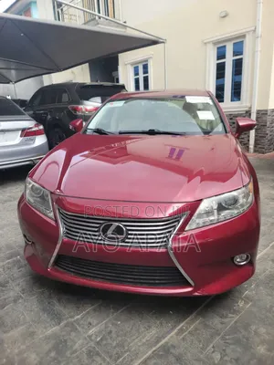 Lexus ES 2014 Red
