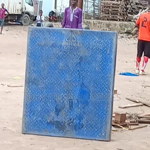 Flat To Heavy-duty Plastic Pallet