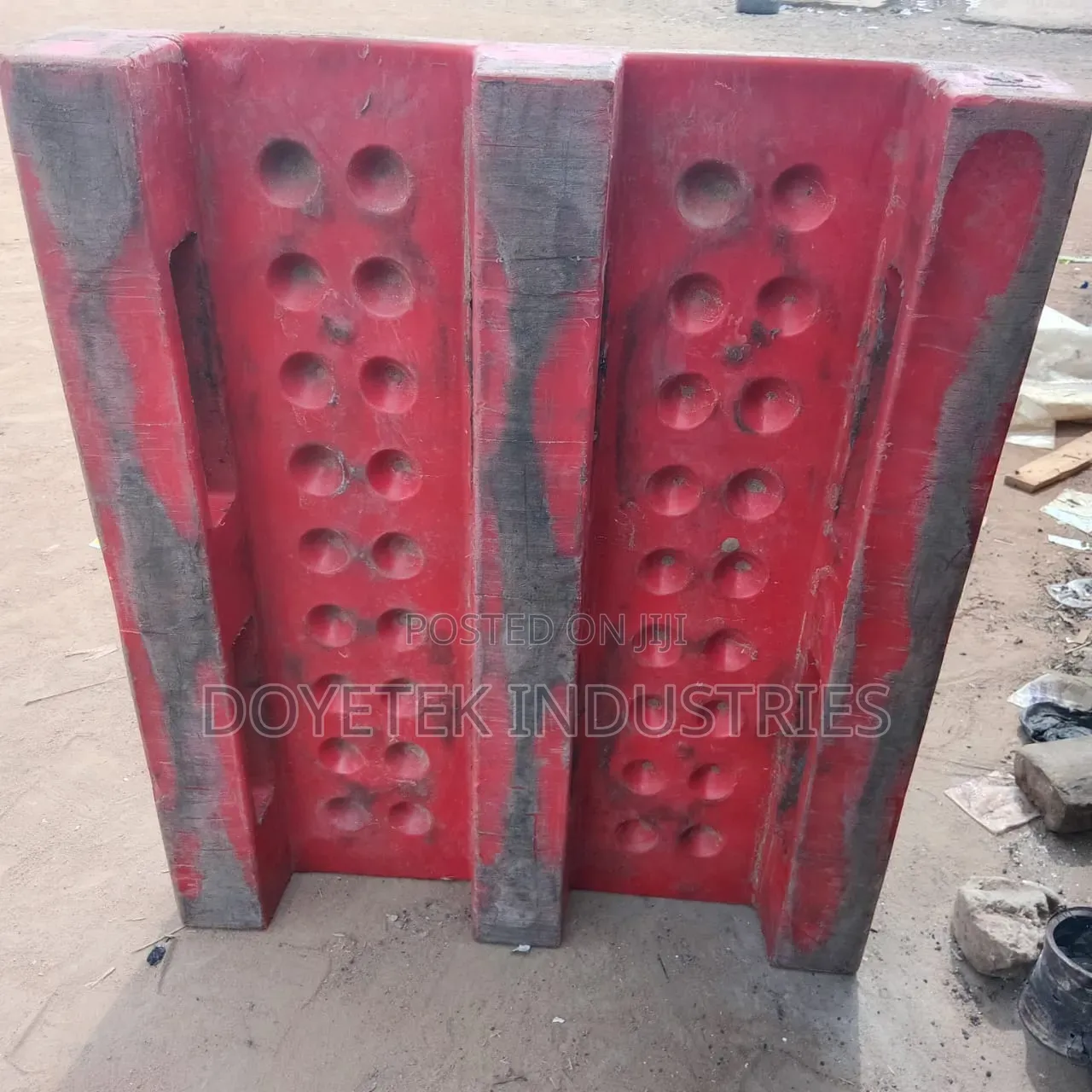 Flat To Heavy-duty Plastic Pallet