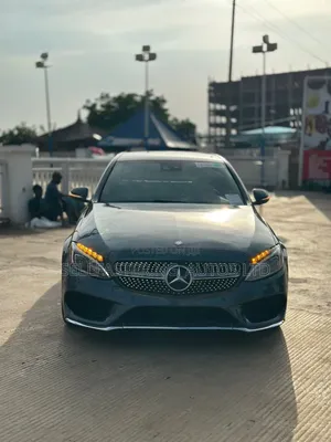 Mercedes-Benz C300 2016 Gray