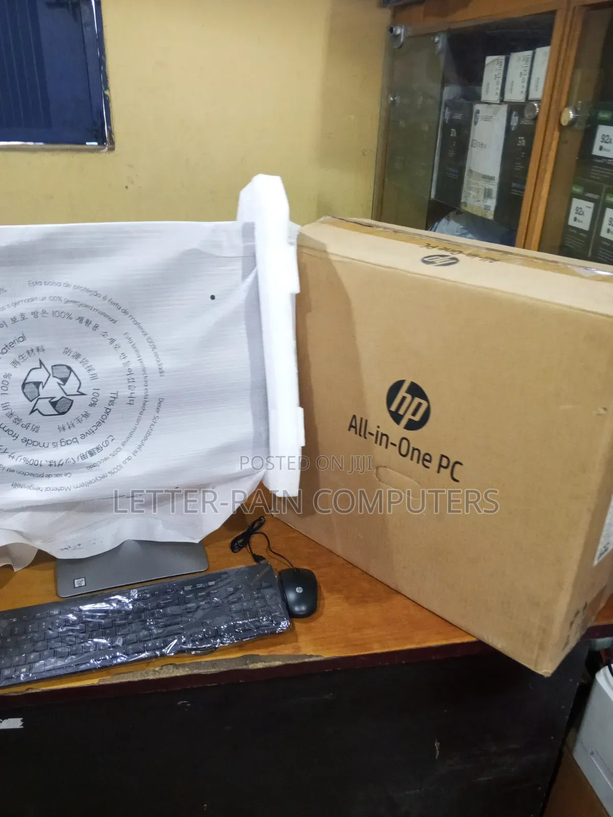 New Desktop Computer HP ProOne 600 8GB Intel Core i5 SSD 1T