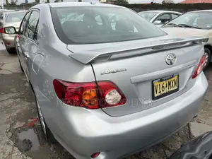 Toyota Corolla S 4dr Sedan (1.8L 4cyl 4A) 2010 Silver