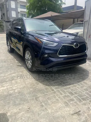 Toyota Highlander 2023 Blue