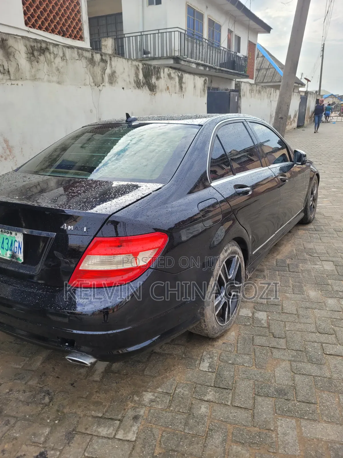 Mercedes-Benz C-Class 2010 Red