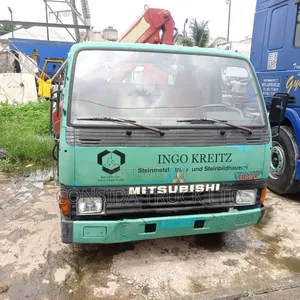 Mitsubishi Canter Green 1998