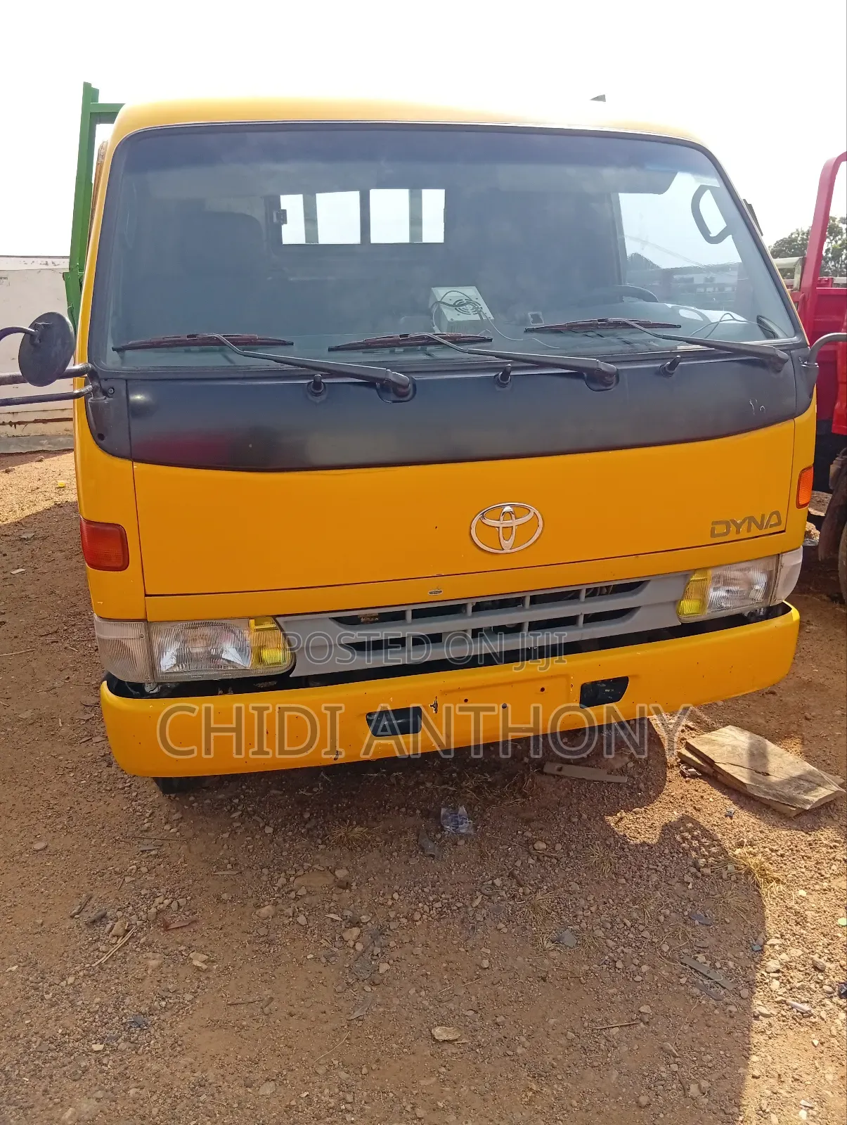 Toyota Alphard 2004 Yellow