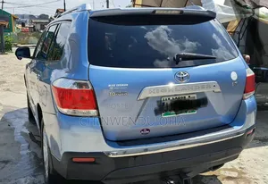 Toyota Highlander 2008 Blue
