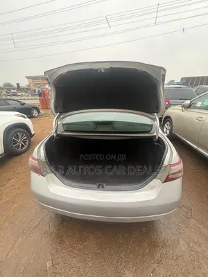 Toyota Camry 2009 Silver