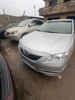 Toyota Camry 2009 Silver