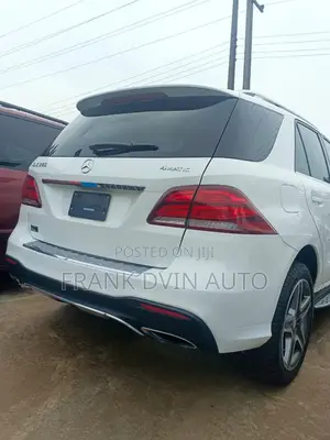Mercedes-Benz GLE-Class GLE 550 4MATIC 2017 White