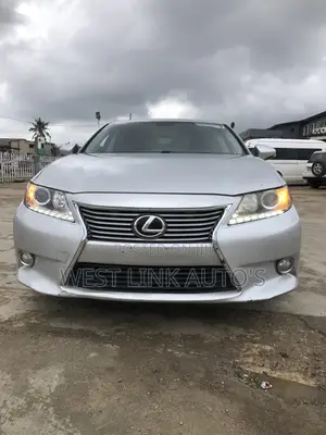 Lexus ES 350 FWD 2013 Silver