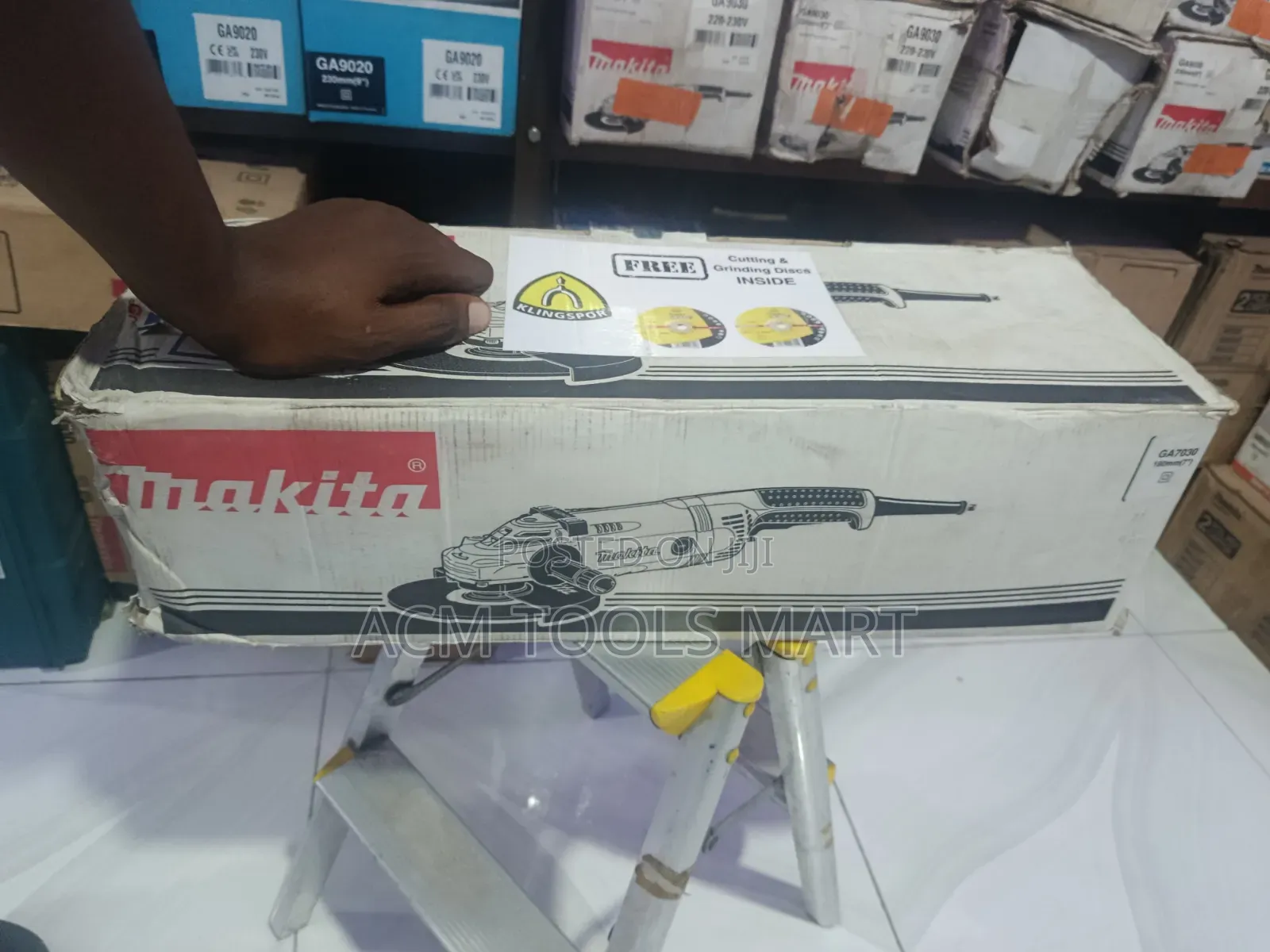 Makita Angle Grinder
