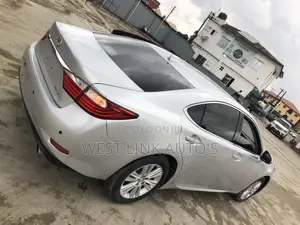 Lexus ES 350 FWD 2013 Silver