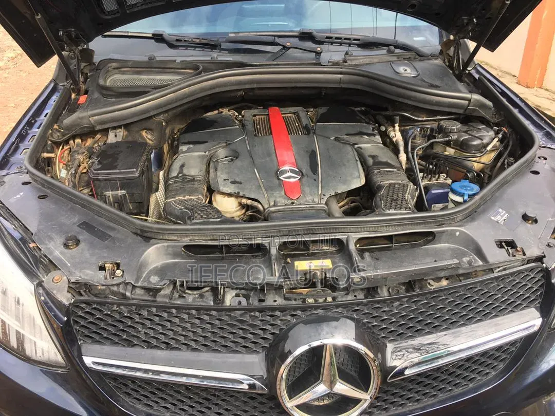 Mercedes-Benz GLE-Class 2016 Blue