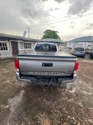 Toyota Tacoma 4dr Double Cab 2016 Silver