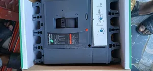 400amp 4pole Breaker Schneider