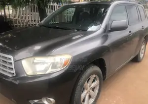 Toyota Highlander 2010 Gray
