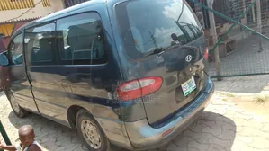 Hyundai Starex 2005 Blue
