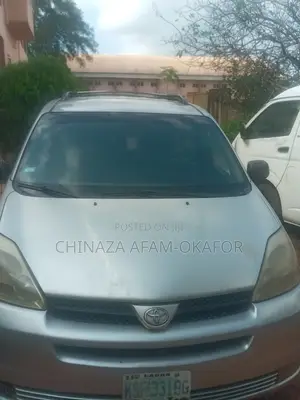 Toyota Sienna 2005 Silver