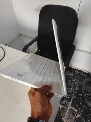 Laptop HP Pavilion 15 8GB Intel Core i5 HDD 1T