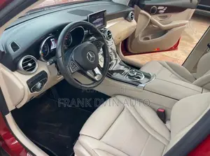Mercedes-Benz GLC-Class 2018 Brown