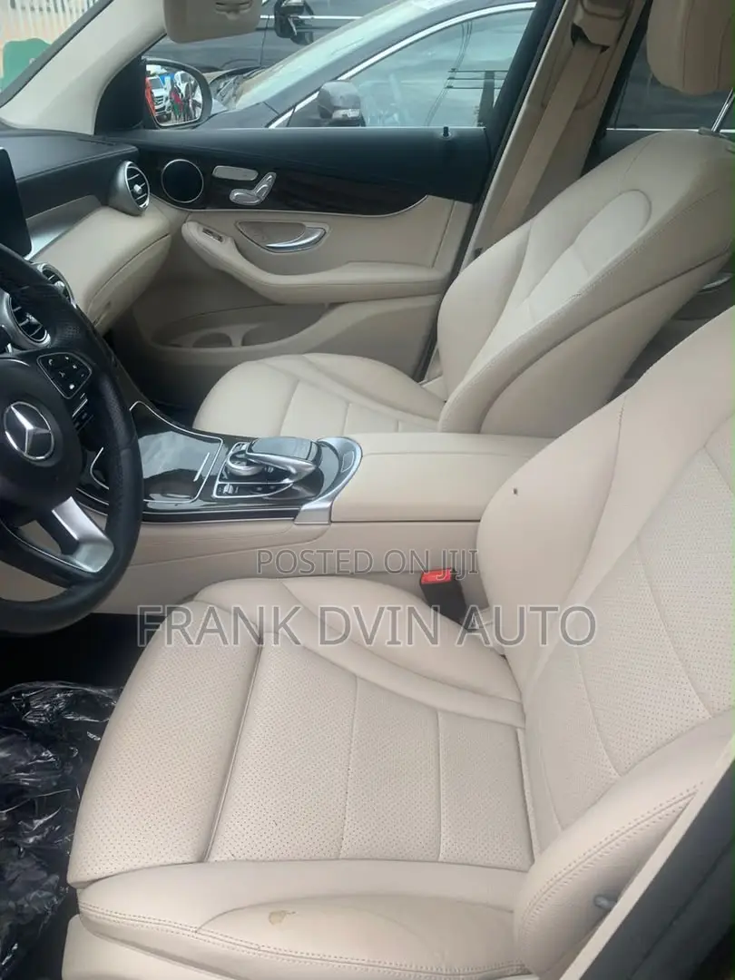 Mercedes-Benz GLC-Class 2018 Brown