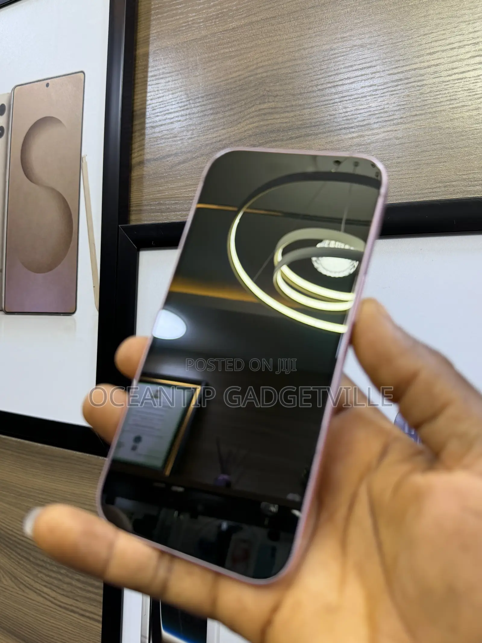 Apple iPhone 15 256 GB Pink