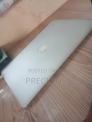 Laptop Apple MacBook 2015 4GB Intel Core i5 SSD 128GB