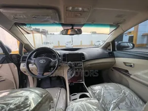 Toyota Venza 2011 Gray