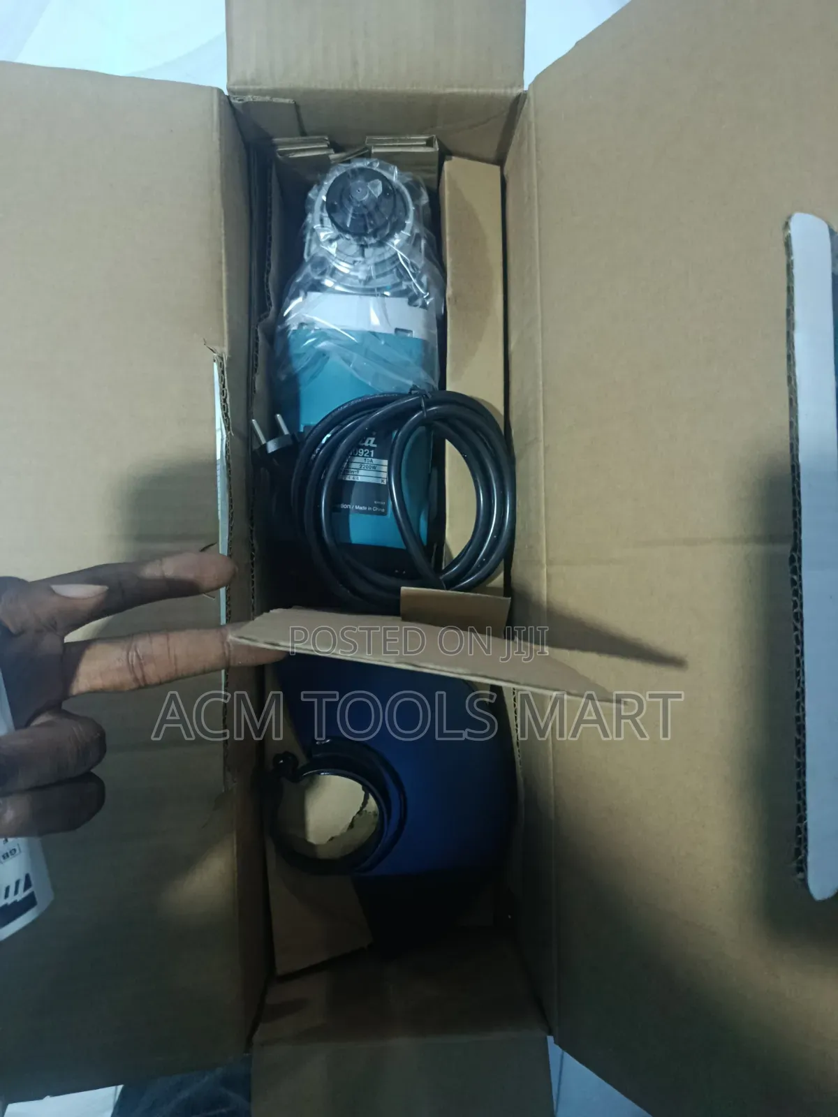 Makita Angle Grinder