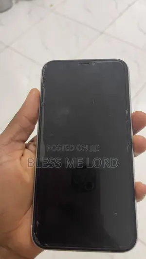 Apple iPhone XR 128 GB White